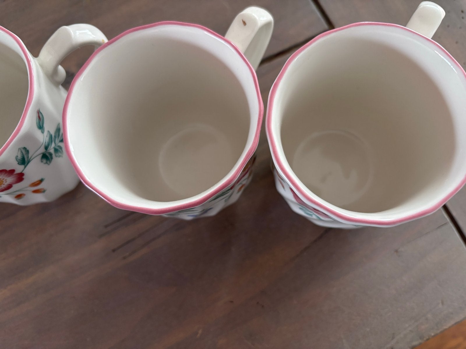 Set van 3 mooie mokken met bloemmotief, Gebruikt, Keramiek, Vintage, Mok