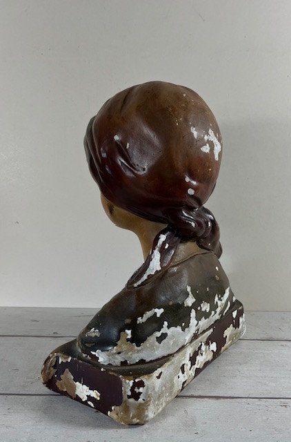 Buste Belle Epoque jonge vrouw met hoofddoek, Gips, Buste, Ophalen of Verzenden, 20 - 50 cm