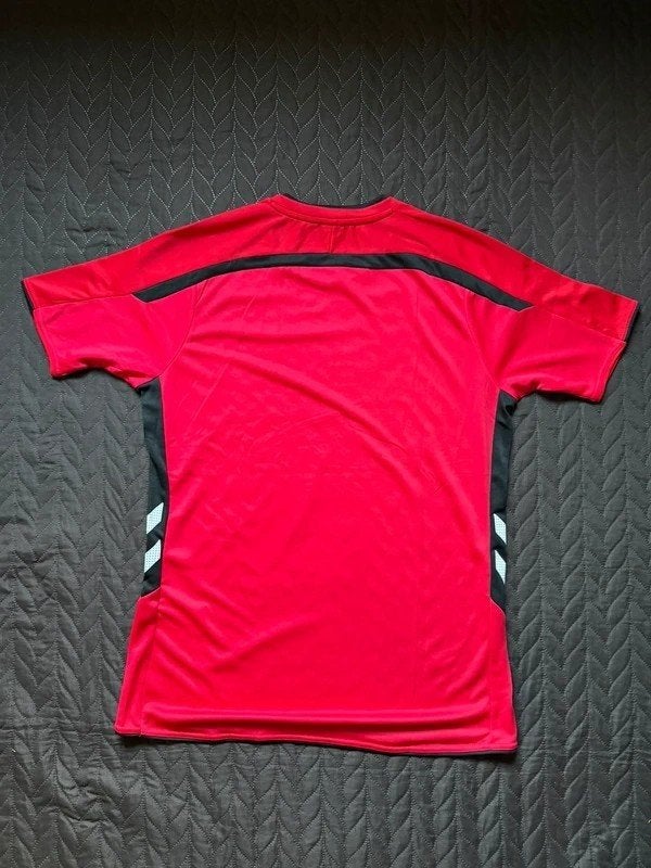 Foto 3 van Hummel sportshirt M