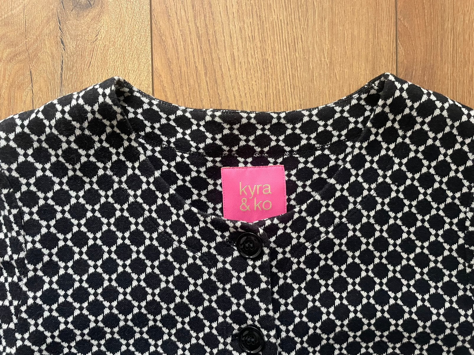 Kyra & Ko mooi comfortabel zwart jasje met print maat XL, Zwart, Maat 42/44 (L), Ophalen of Verzenden, Jasje