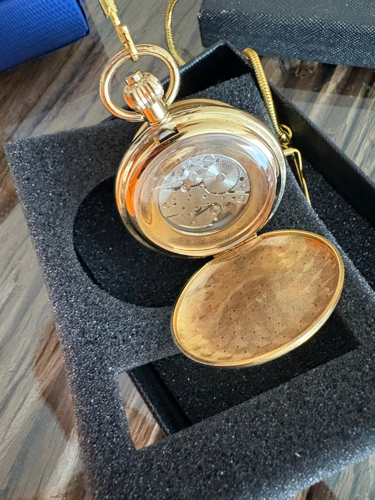 Gouden Zakhorloge met Zichtbaar Uurwerk en Ketting, Overige merken, Overige materialen, Zakhorloge, Ophalen of Verzenden