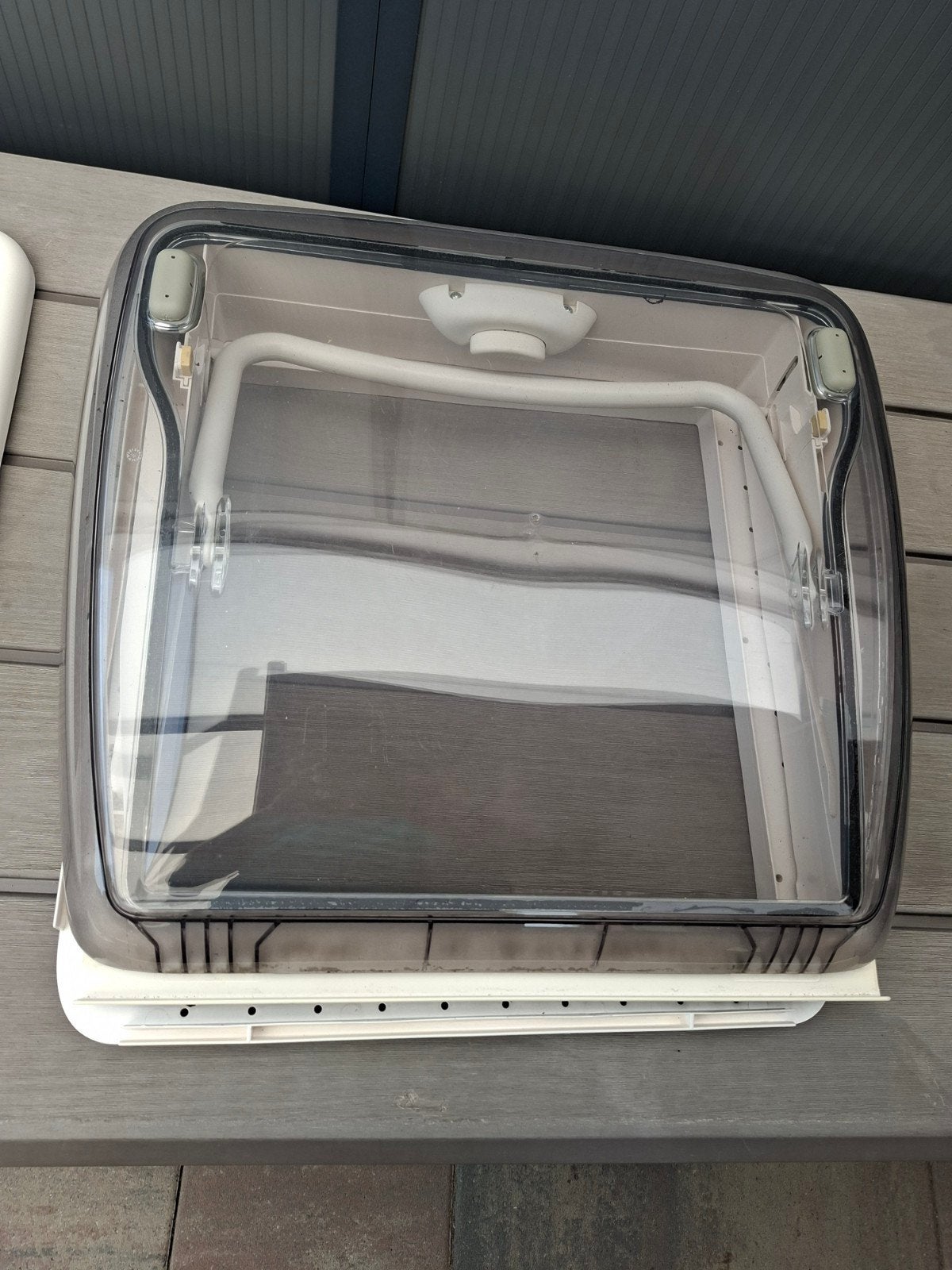 Dometic Mini Heki FL 40x40 dakluik met permanente ventilatie, Ophalen of Verzenden, Nieuw