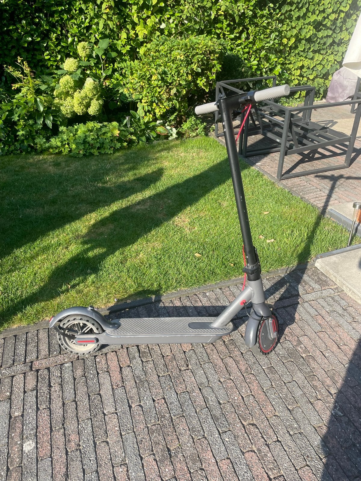 Elektrische step met oplader, Ophalen, Gebruikt, Elektrische step (E-scooter)