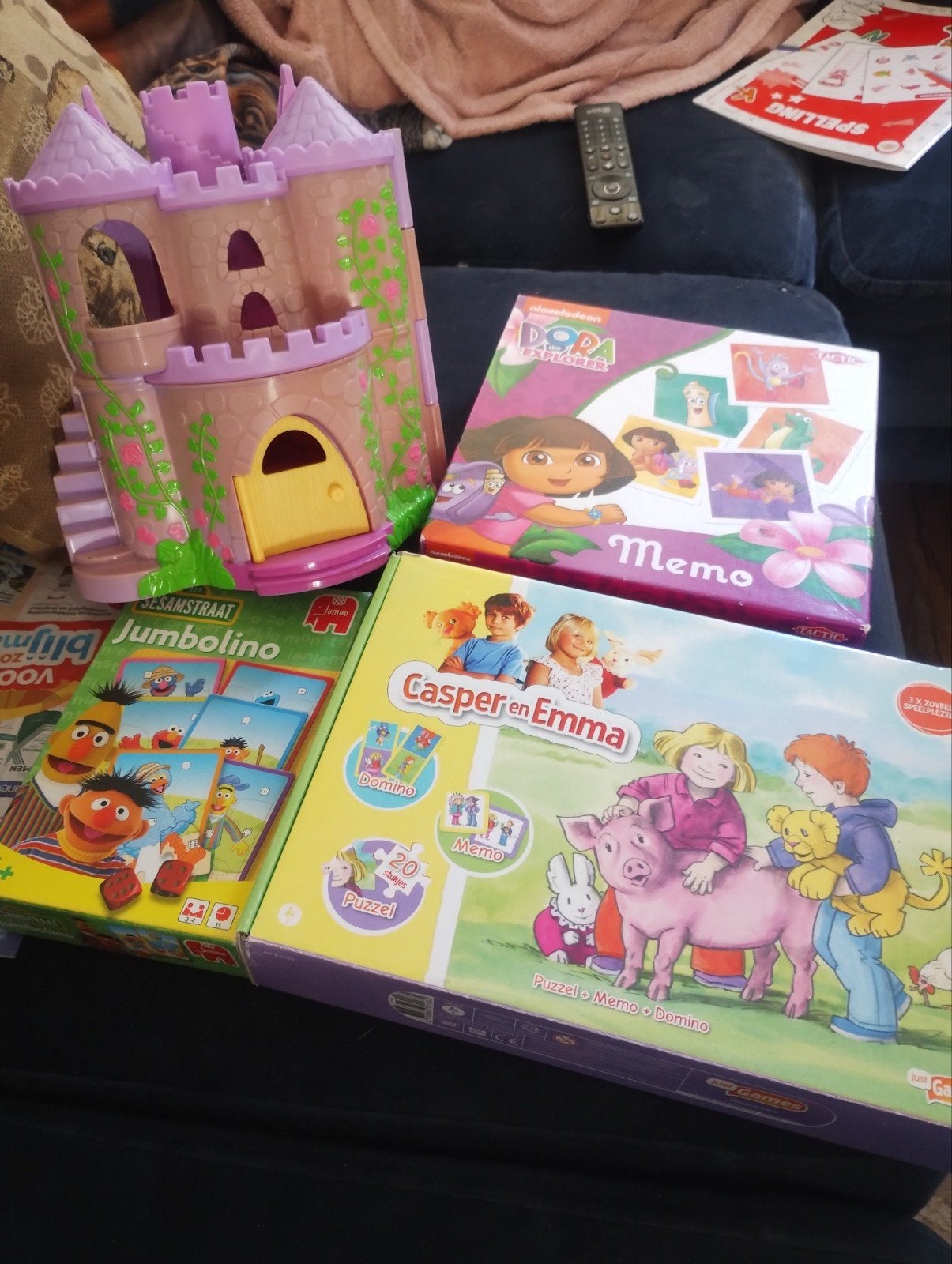 Leuk speelgoedpakket: kasteel en diverse spelletjes, Ophalen, Gebruikt, Jongen of Meisje