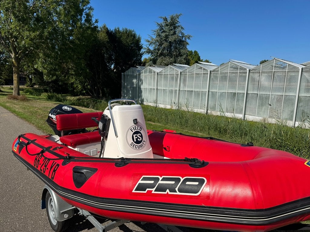 Zodiac II Pro 420 - Mercury 25PK viertakt - Nieuwe trailer!, Polyester/glasvezel, Kussens, 5 m, Ophalen of Verzenden