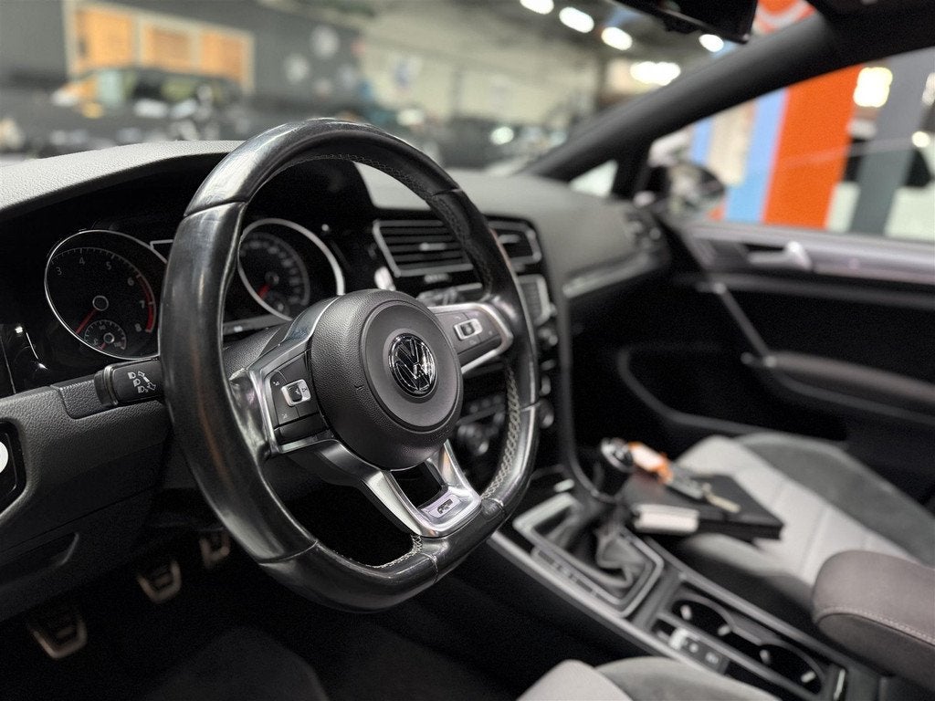 Volkswagen Golf 1.4 TSI Pano! Maxton! Xenon! clima! Cruise!, Gebruikt, 4 cilinders, Wit, Origineel Nederlands