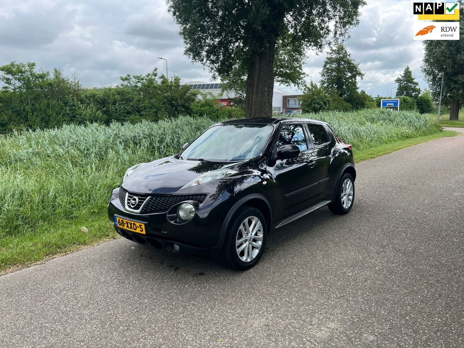 Nissan Juke 1.6 Acenta Navi Clima Cruise Achteruitrij Camera, Auto's, Voorwielaandrijving, Stof, Navigatiesysteem, 49 €/maand