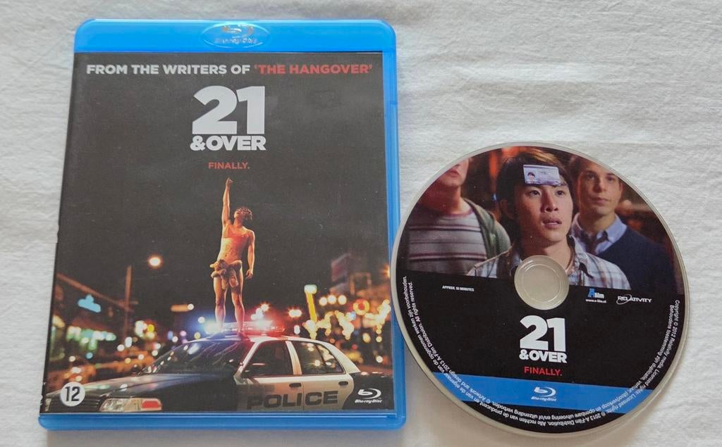21 & Over/Comedy/Blu-ray, Ophalen of Verzenden, Zo goed als nieuw, Muziek en Concerten