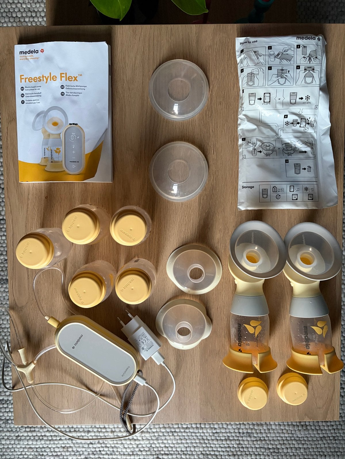 Medela Freestyle Flex Dubbele Elektrische Borstkolf, Ophalen, Zo goed als nieuw