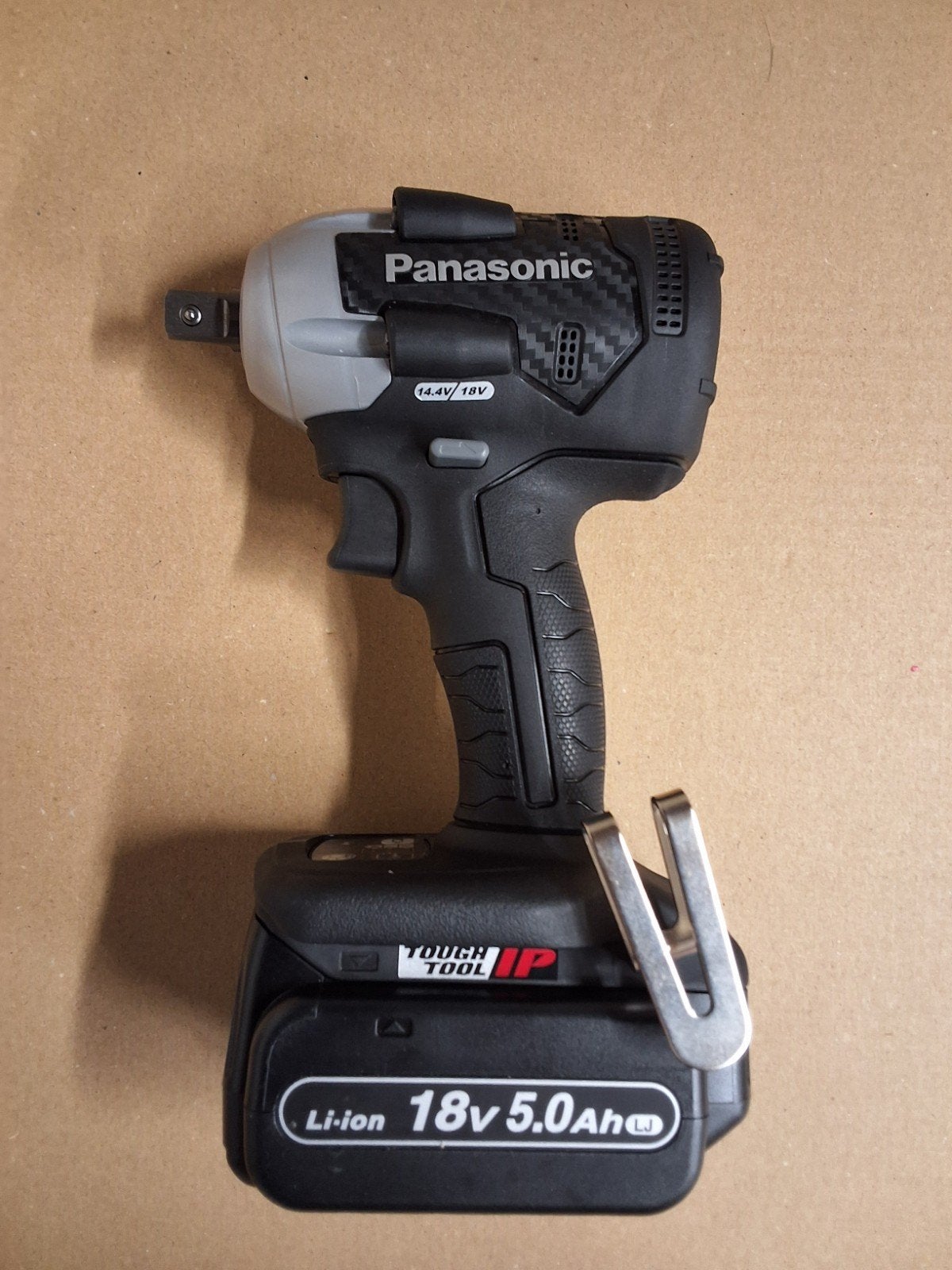 Nieuwe Panasonic 18 Volt slagmoersleutel EY75A8X met 5Ah acc, Ophalen of Verzenden, Nieuw, Overige typen