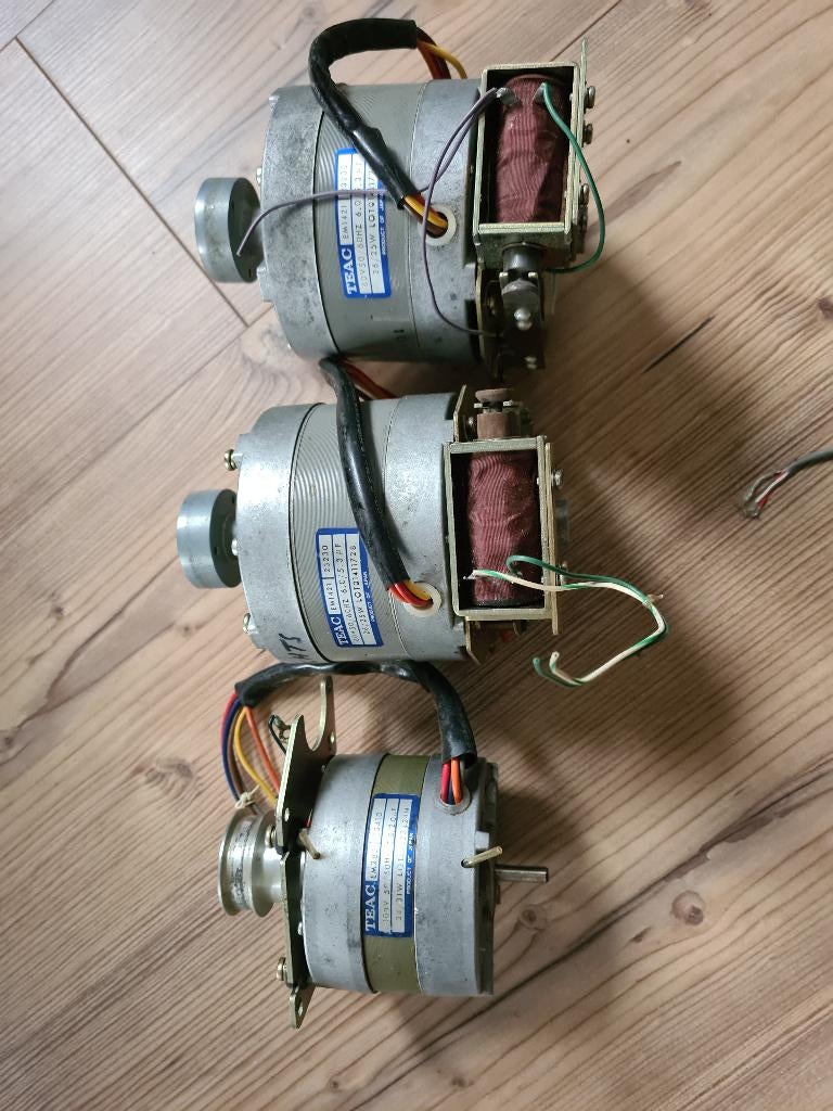 teac 3300 serie motoren, Audio, Tv en Foto, Bandrecorders, Ophalen of Verzenden, Bandrecorder
