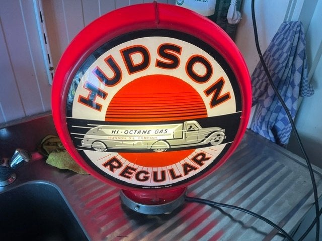 globe benzinepomp hudson, Verzamelen, Ophalen, Gebruikt, Reclamebord