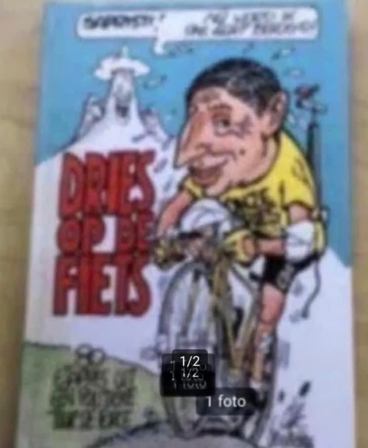 Dries (van Agt) op de fiets door Dik Bruynesteyn., Boeken, Ophalen of Verzenden, Gelezen, Cartoons