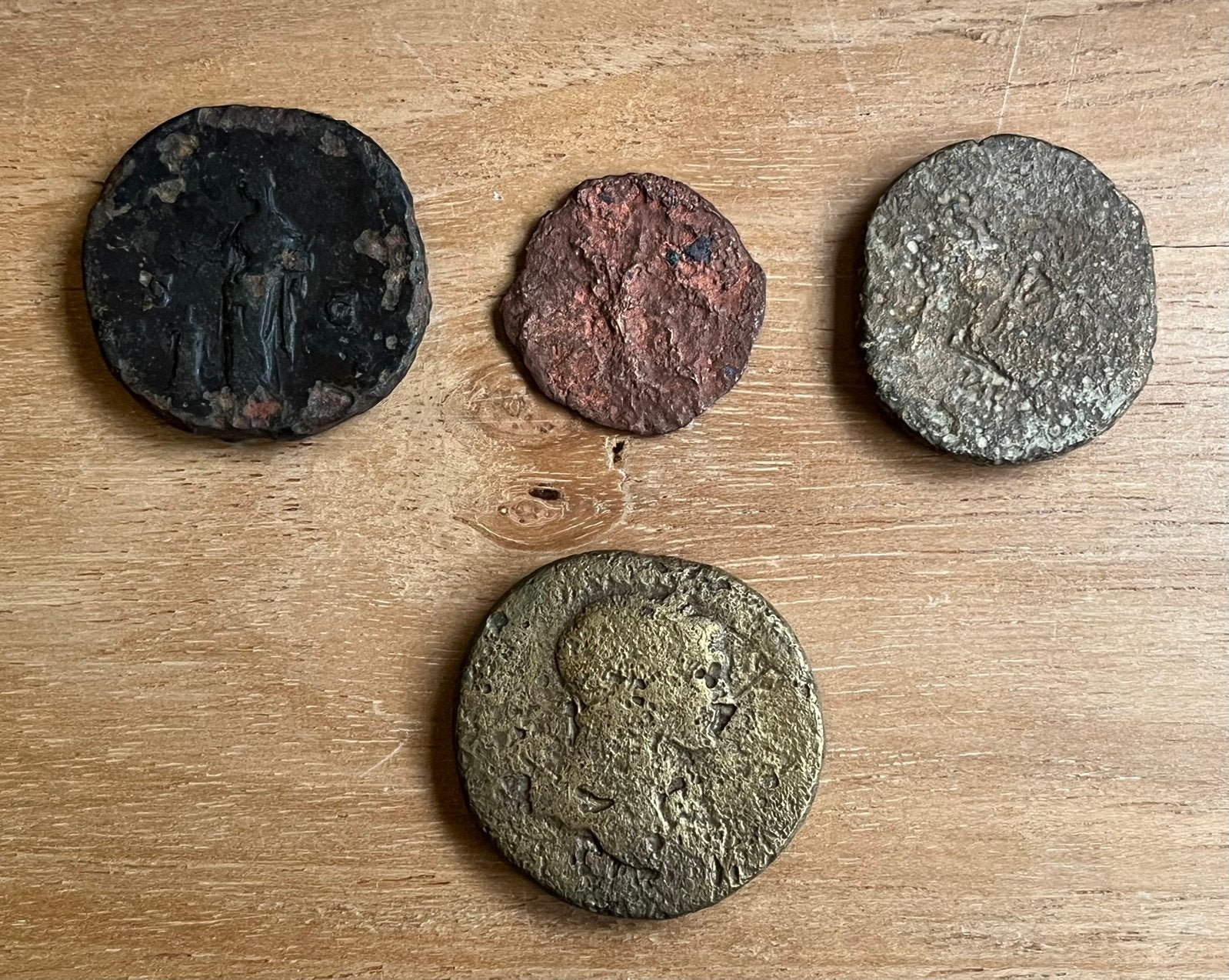 4 Romeinse Munten - bodemvondsten Nederland, Postzegels en Munten, Munten | Nederland, Ophalen of Verzenden, Vóór koninkrijk, Overige waardes