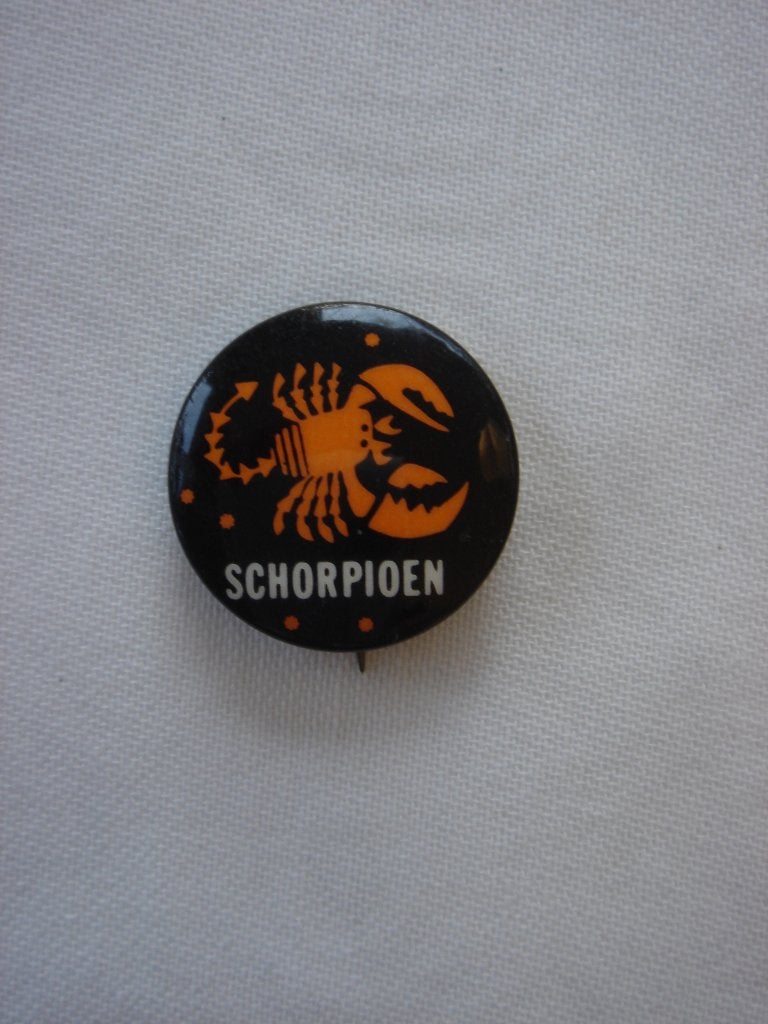 Button Schorpioen, Ophalen of Verzenden, Gebruikt, Dier of Natuur, Button