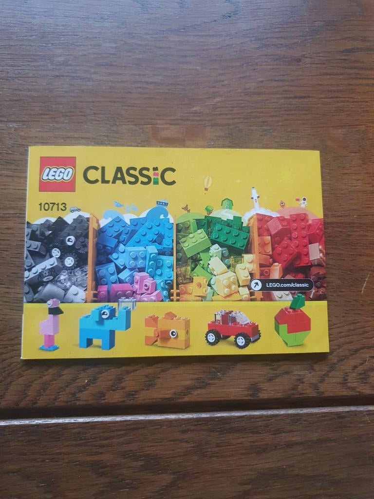 Lego Classic 10713 Creatieve Koffer met bouwstenen, Ophalen of Verzenden, Zo goed als nieuw, Complete set, Lego
