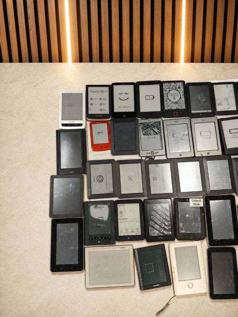 85x Defecte E-Readers Diverse Merken, Computers en Software, E-readers, 8 GB, KOBO., 8 inch, Ophalen of Verzenden