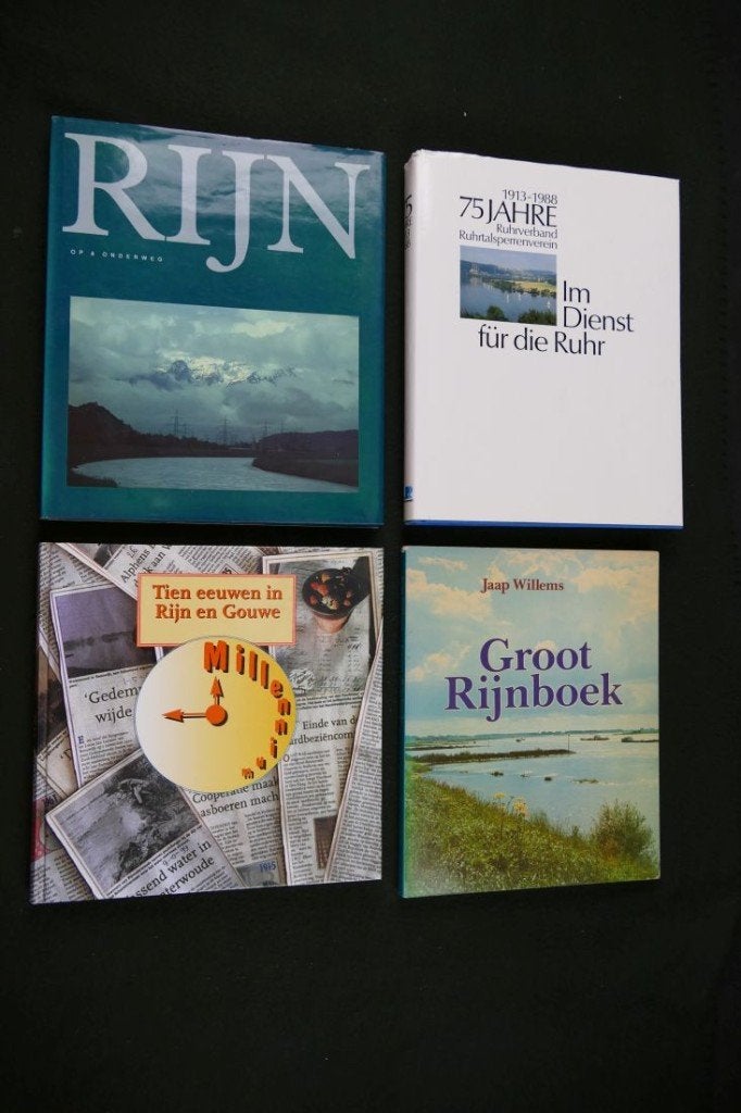 4x Boeken over de Rijn, Ruhr en Gouwe (1977-1999), Ophalen of Verzenden, Gelezen, Europa