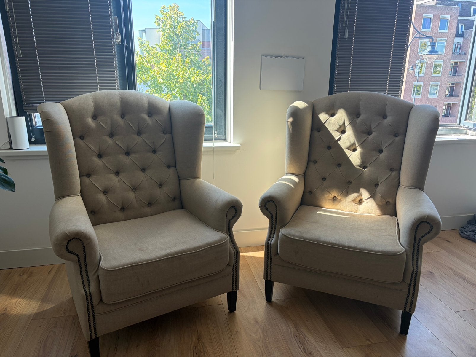 Two Large Armchairs, Fauteuils, Ophalen, Gebruikt, Minder dan 75 cm, 75 tot 100 cm