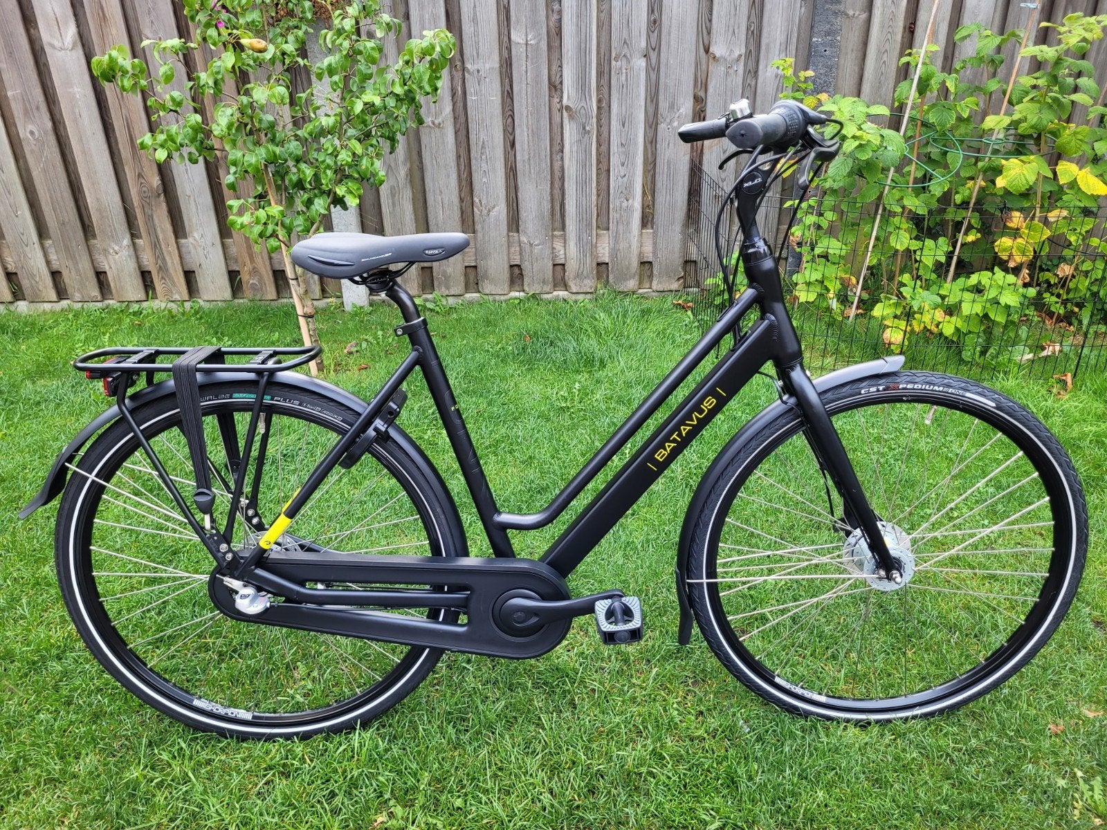Batavus Fonk D53 in nette staat, 3 versnellingen, naafdynamo, Ophalen, Versnellingen, Batavus, Trommelrem
