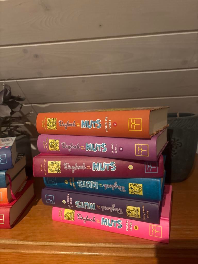 Dagboek van een Muts - Deel 1 t/m 10 (11 boeken), Ophalen of Verzenden, Zo goed als nieuw, Fictie
