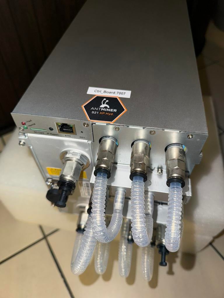 Bitmain Antminer S21XP 473TH Hydro Miner Nieuw, Computers en Software, Serverkasten, Nieuw, Ophalen of Verzenden