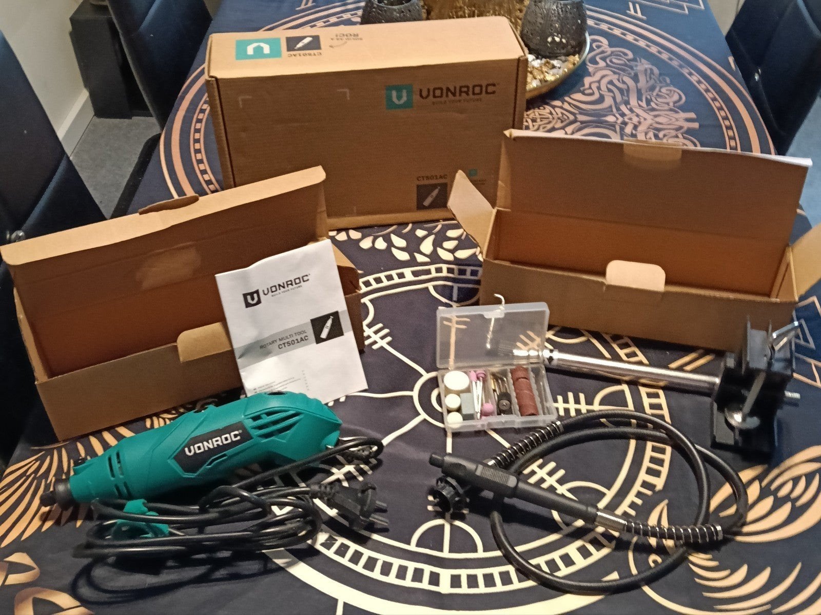 VONROC CT501AC Mini Boormachine / Multitool Set, Ophalen, Zo goed als nieuw