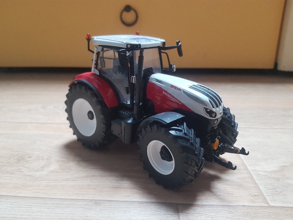 Steyr 6240 Absolut CVT, Ophalen of Verzenden, Zo goed als nieuw, Tractor of Landbouw, Universal Hobbies