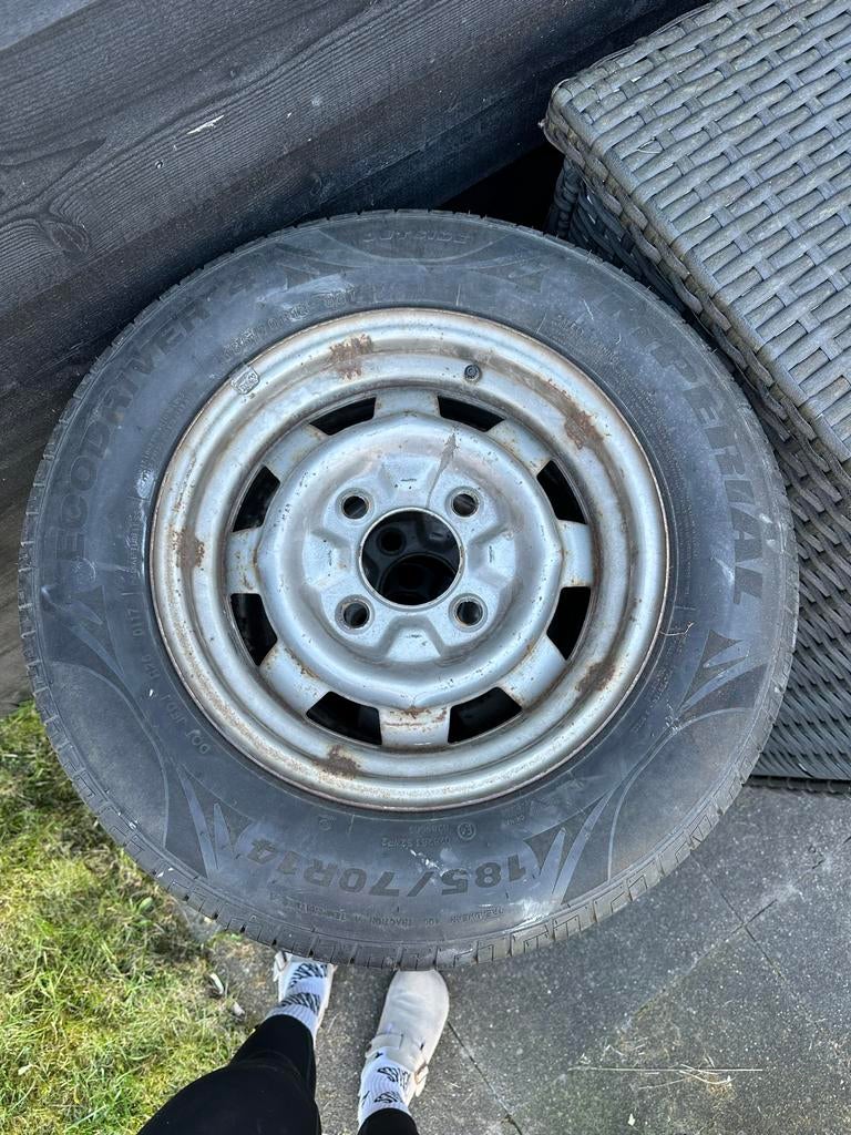 4 stalen velgen 14" inch met banden 185/70 R14 VW Kever, Ophalen, 14 inch, Gebruikt, Banden en Velgen