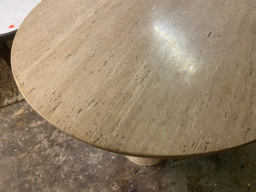 Salontafel/eettafel van echt travertin - 70d x 70h, Huis en Inrichting, Tafels | Salontafels, Ophalen, Overige materialen, 50 tot 100 cm