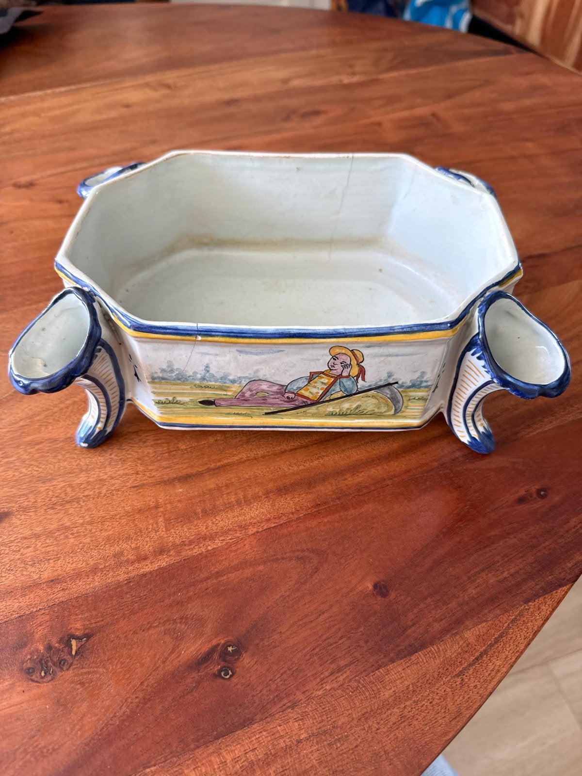 Antieke Quimper Faience Bloembak met Handgeschilderde Decora, Ophalen of Verzenden