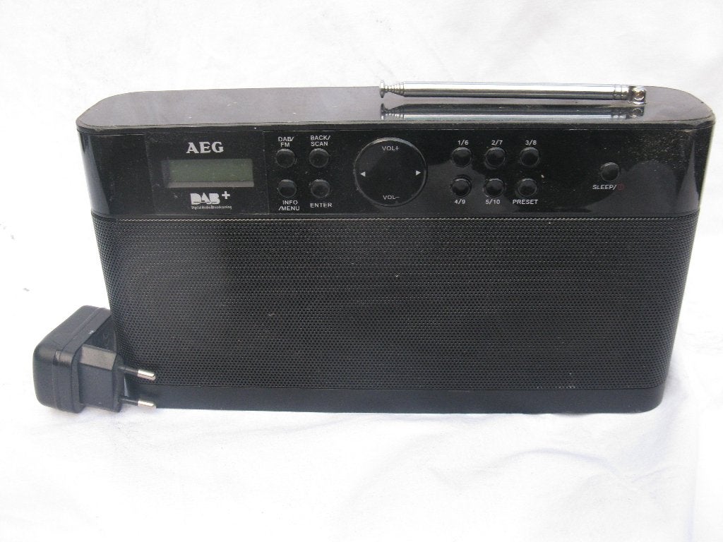 AEG DAB + radio, Ophalen of Verzenden, Zo goed als nieuw