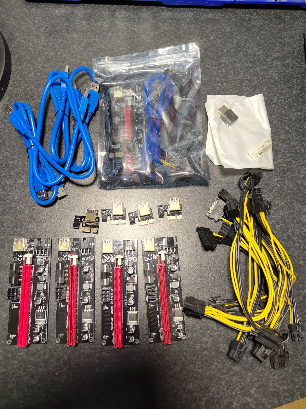 PCI-E Risers voor Mining - Complete Set, Computers en Software, Ophalen of Verzenden, Zo goed als nieuw