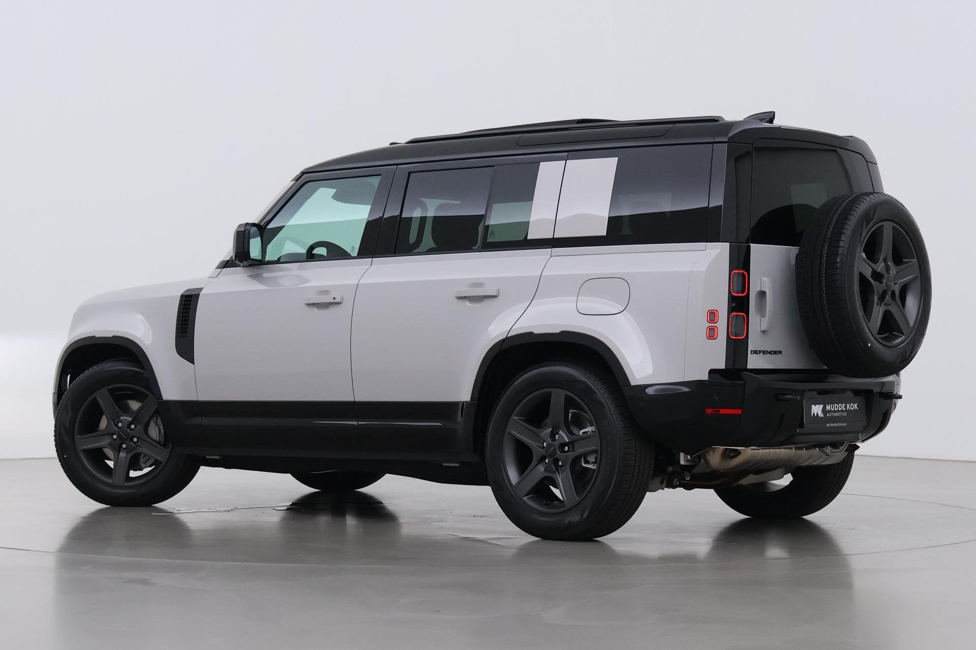 Land Rover Defender 110 P300e X-Dynamic SE | FACELIFT | Luch, Automaat, Gebruikt, 4 cilinders, 150 min