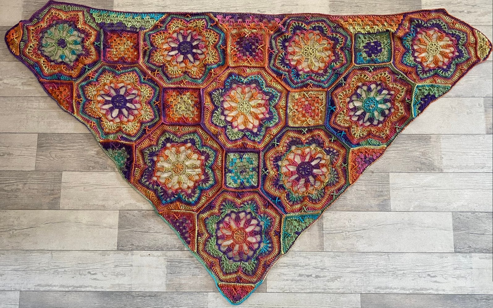 Persian Tiles omslagdoek/sjaal, Ophalen of Verzenden, Nieuw, Maat 46/48 (XL) of groter, Sjaal