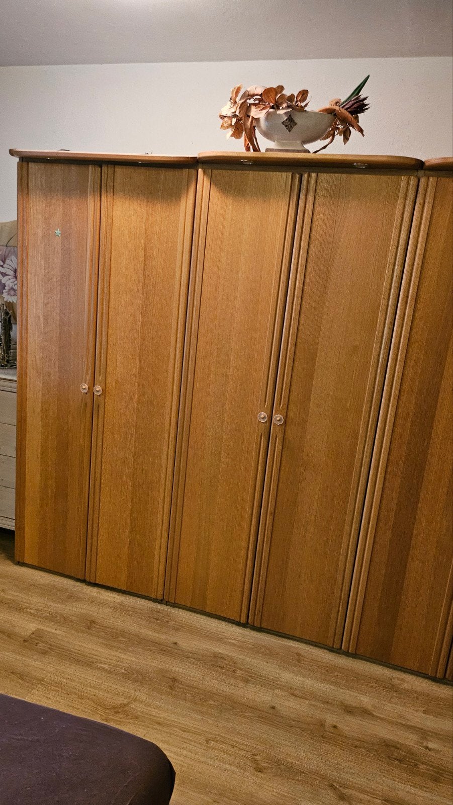 Houten kledingkast met deuren en planken, Huis en Inrichting, 200 cm of meer, Klassiek, Ophalen of Verzenden, 200 cm of meer