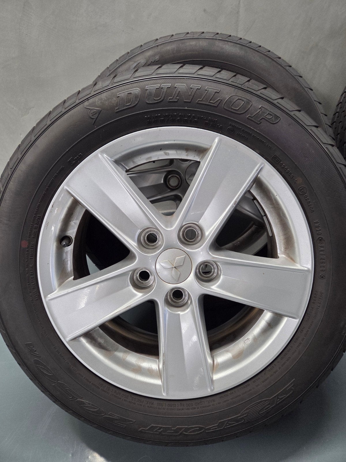 Aluminium velgen met Dunlop zomerbanden 205/60R16, Ophalen, Gebruikt, 16 inch, Banden en Velgen
