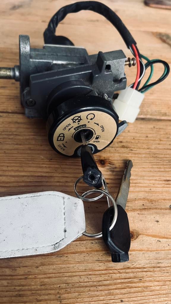 Te koop contacslot sym orbit 3 2021, Ophalen of Verzenden, Zo goed als nieuw