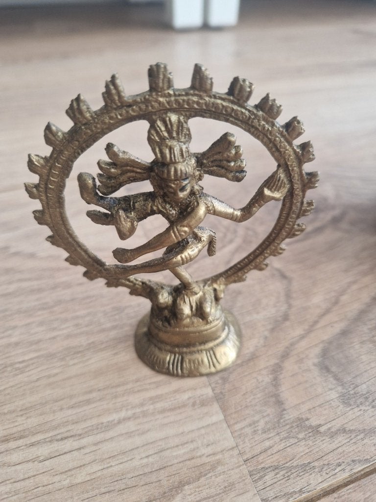 Bronzen buddha, dansende buddha