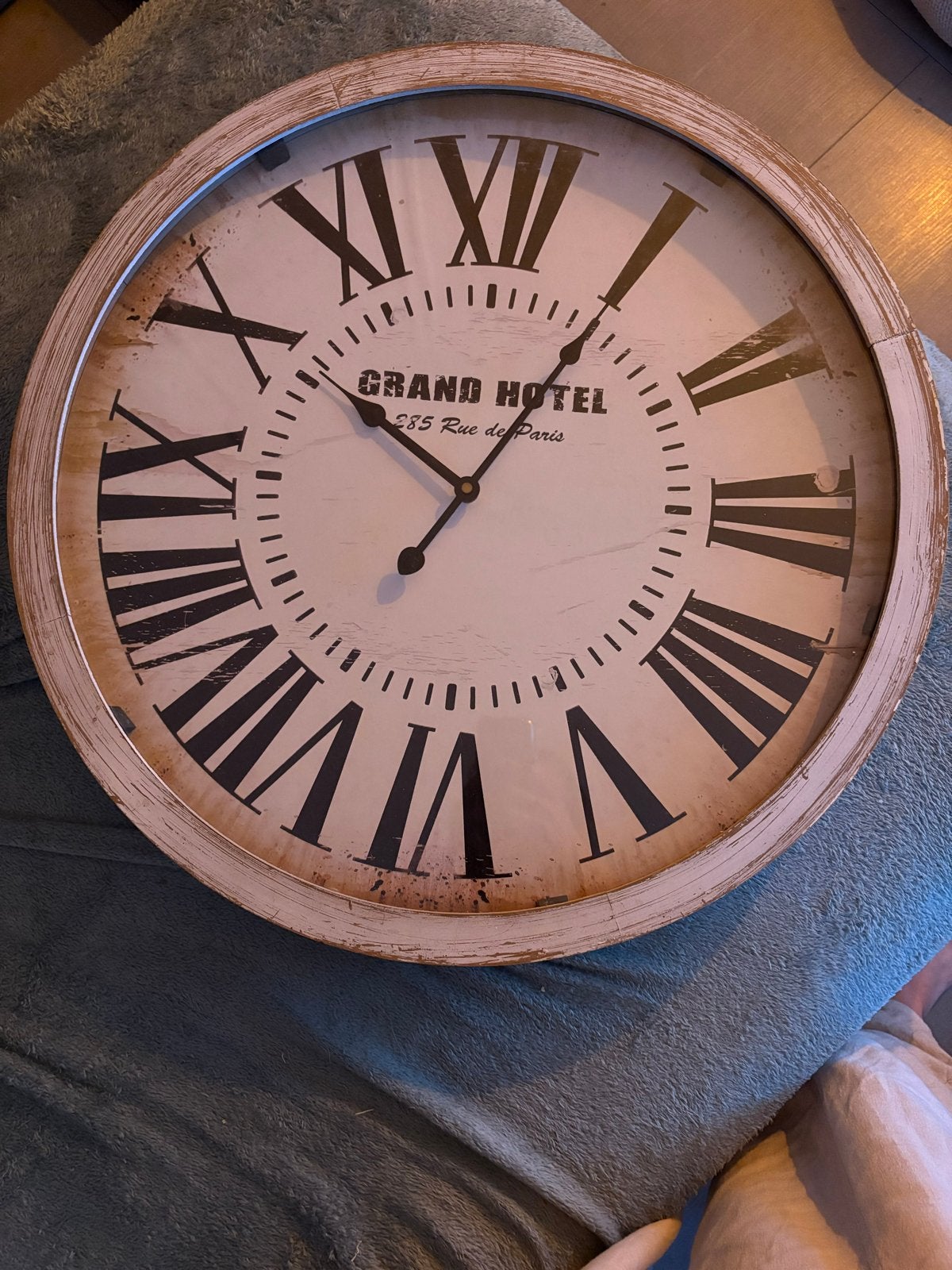 Grote wandklok 'Grand Hotel' - 58cm diameter, Ophalen, Wit, Vintage, Analoog