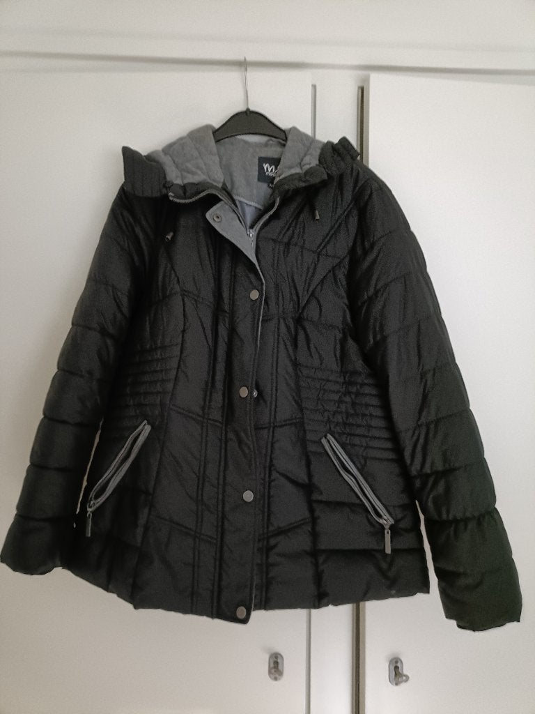 Nieuwe zwarte winterjas maat 42, Kleding | Dames, Ophalen, Zwart, Maat 42/44 (L), Nieuw