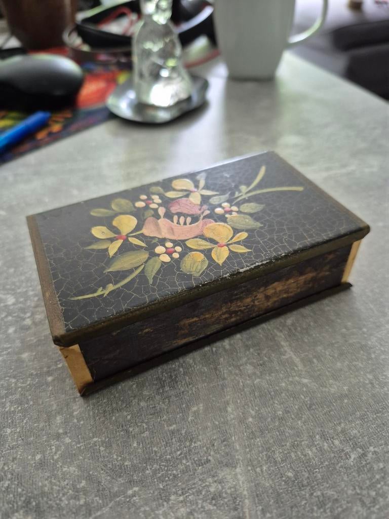 Vintage luciferdoosje met bloemenmotief, Antiek en Kunst, Ophalen of Verzenden