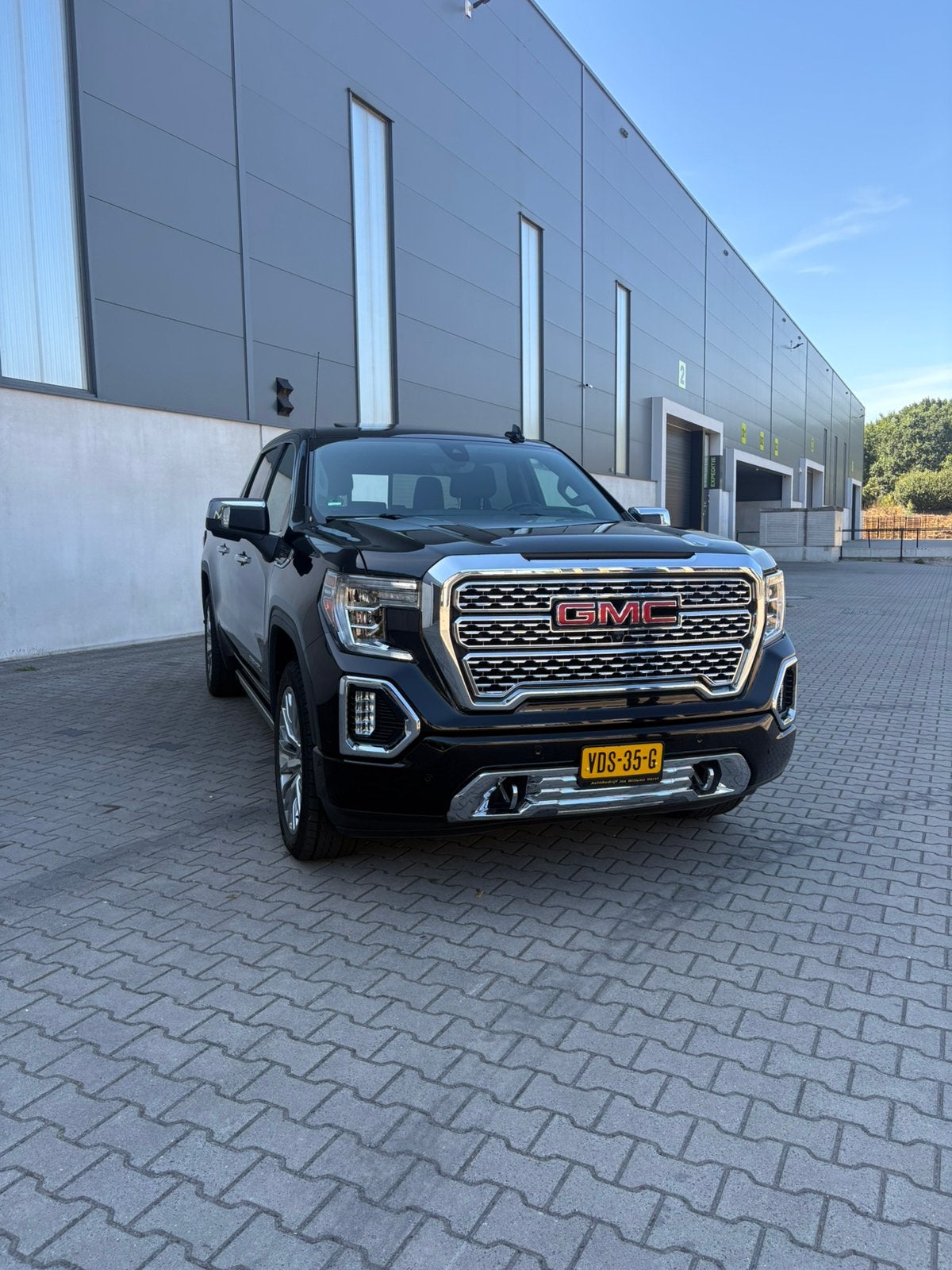 GMC Sierra danali 2020 Zwart 6,2 8cil prijs ex btw, Automaat, 426 pk, Zwart, Parkeerassistent