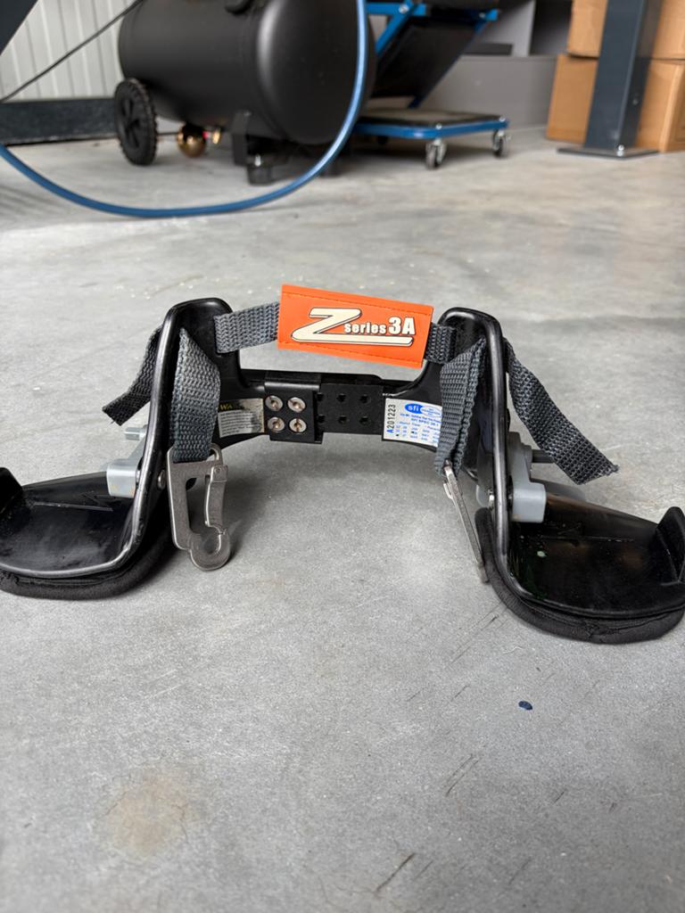 ZAMP Z-Tech Series 3A HANS systeem / nekbescherming, Ophalen, Gebruikt