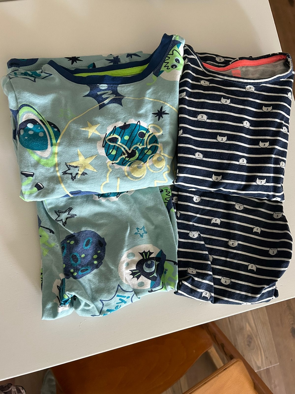 Wc brilletje BabyBjorn, slabbetjes, pyama’s etc, Ophalen, Zo goed als nieuw