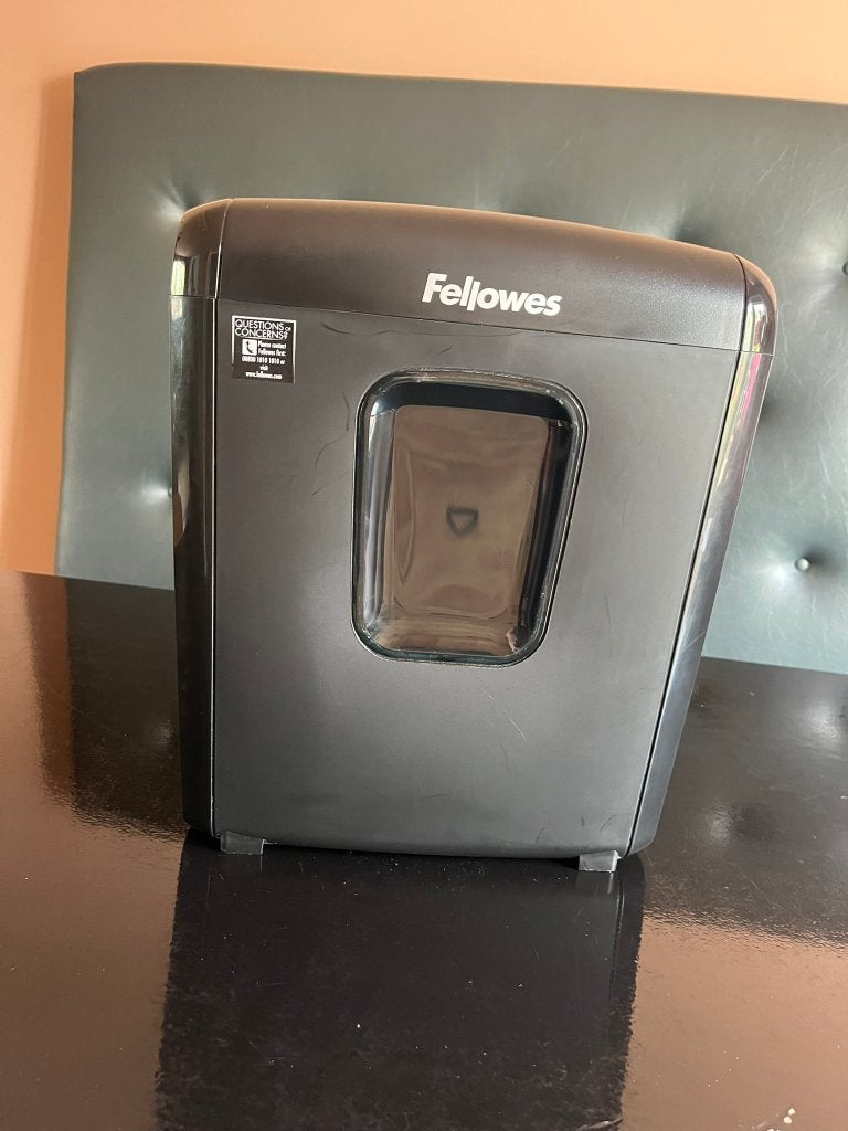 FELLOWES 6M Papier versnipperaar, Ophalen, Zo goed als nieuw