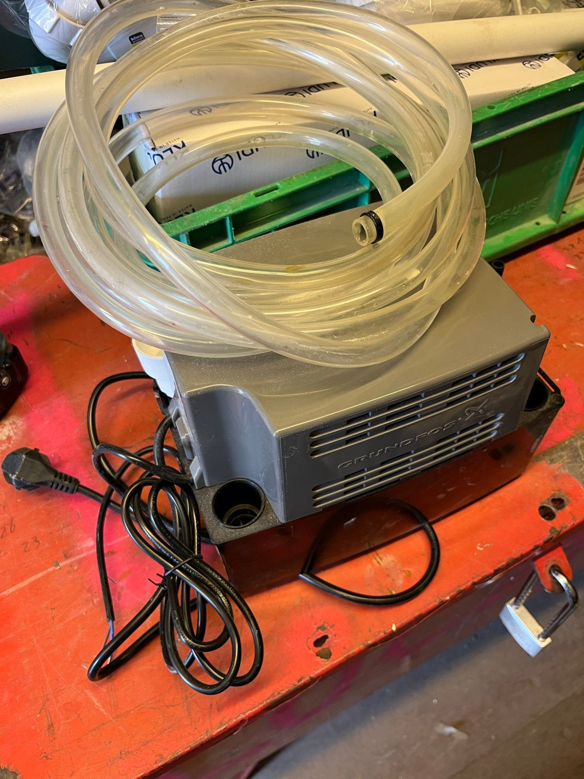 Grundfos Condenspomp Conlift 1 LS - 1 stuks beschikbaar, Ophalen of Verzenden, Gebruikt