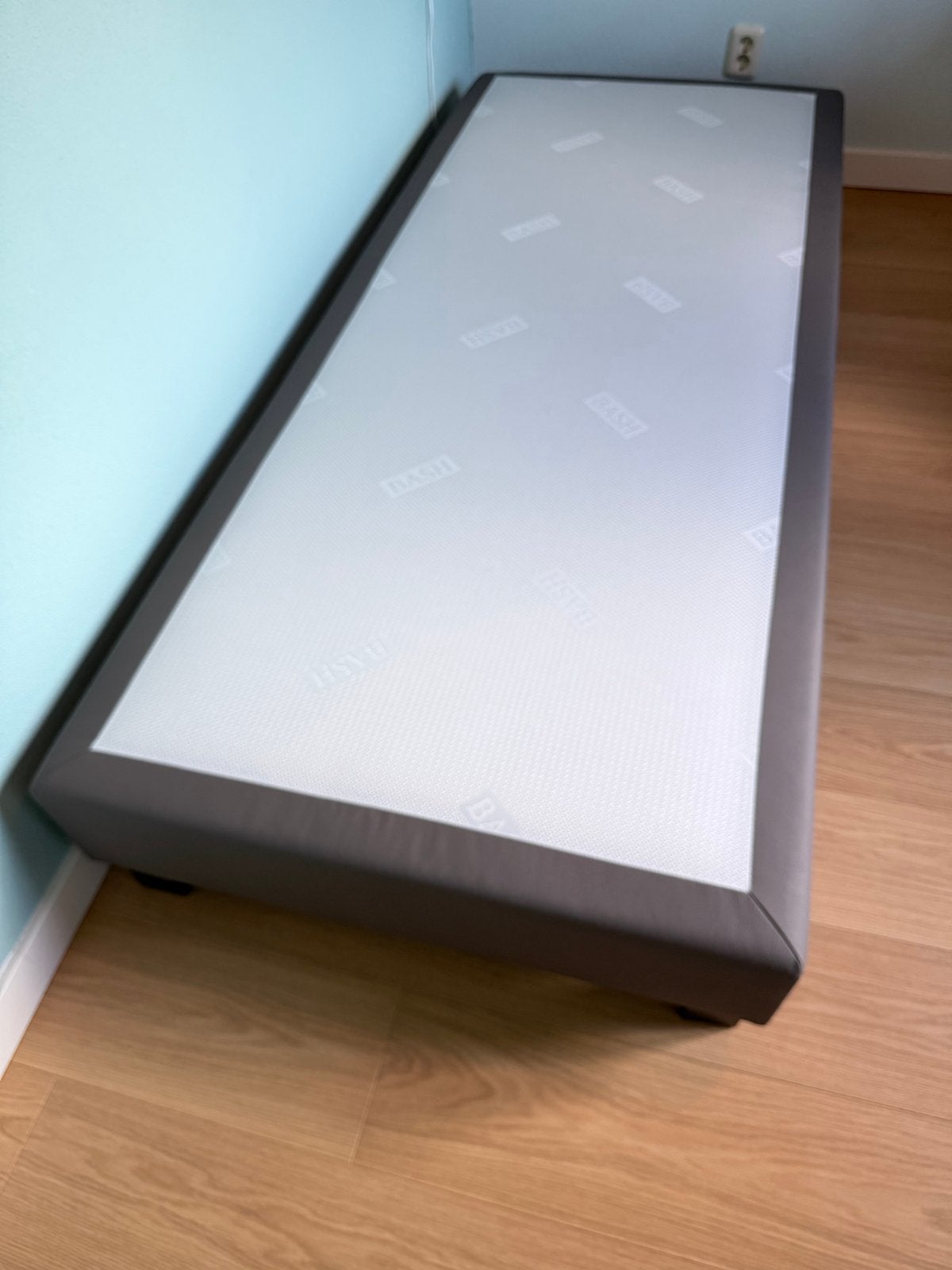Nieuwstaat hotelboxspring 90x210 cm | factuur | garantie, Ophalen, 90 cm, Eenpersoons, Bruin