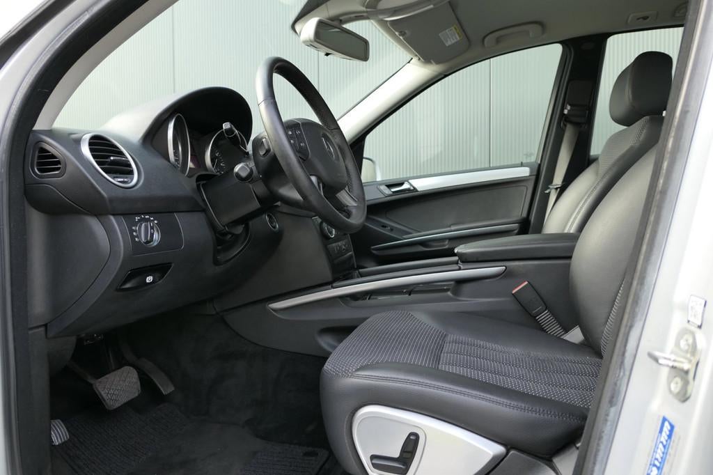 Mercedes-Benz M-klasse 350 Youngtimer NAP 80.000km Uniek Luc, Auto's, Mercedes-Benz, Automaat, Gebruikt, Leder en Stof, Origineel Nederlands