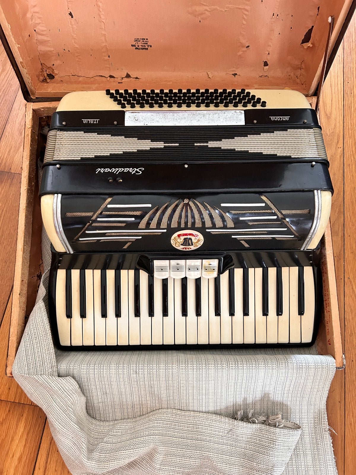 Stradivari Accordeon met koffer - Ancona, Italia, Gebruikt, Overige formaten, Toetsaccordeon, Met koffer